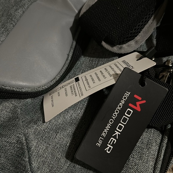 Garment Bag w Shoulder Strap a Hanging Suitcase for Men Women Business Travel - Picture 8 of 8